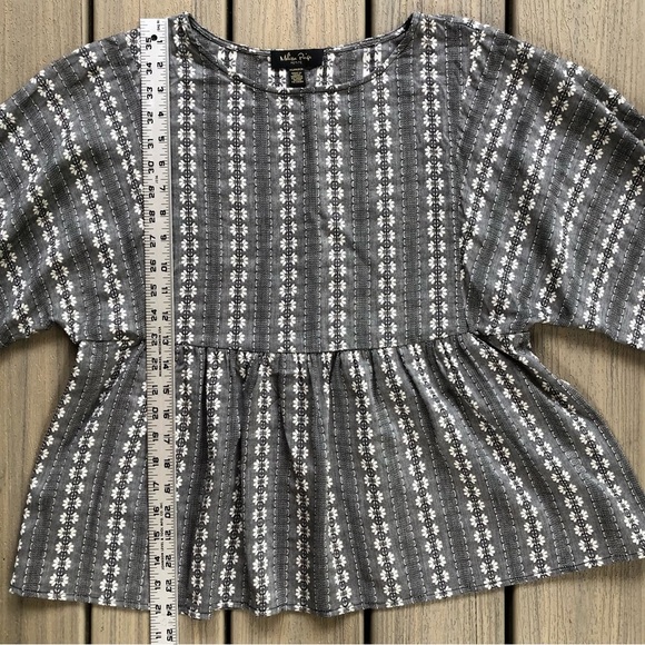 Melissa Paige Black & White Floral Print Balloon Sleeve Top Size S Petite - Picture 7 of 9